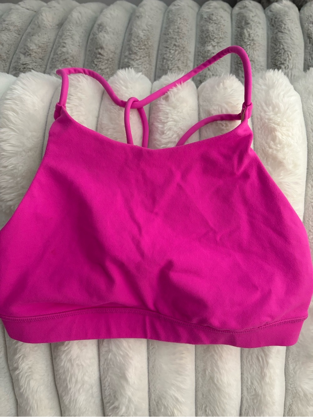 EUC lululemon athletica Bright Fuchsia Strappy Sports Bra